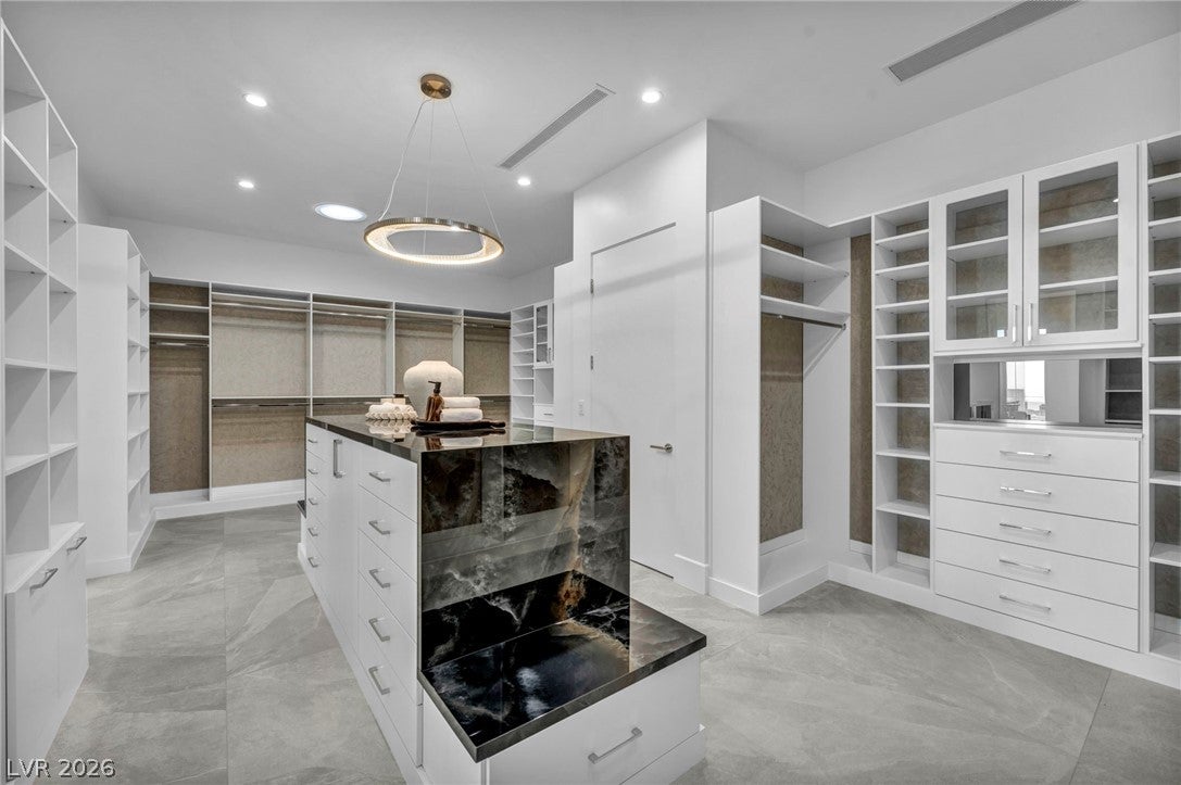 8 Cloudloft Court