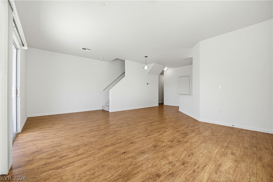 3921 Pepper Thorn Avenue 101