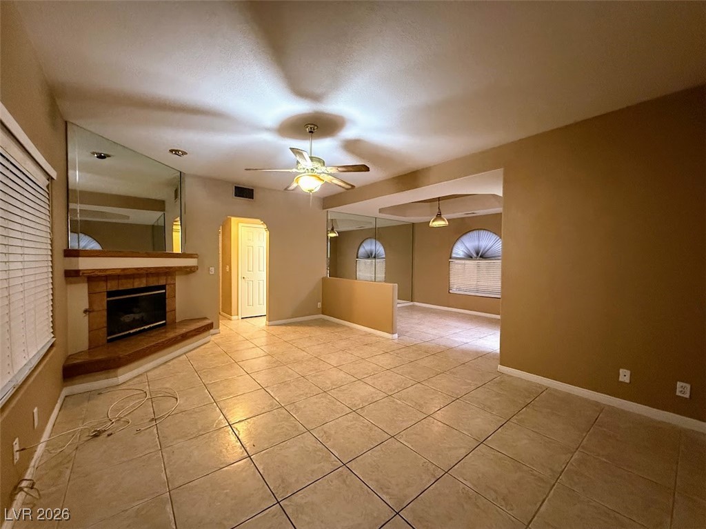 1403 SANTA MARGARITA Street D