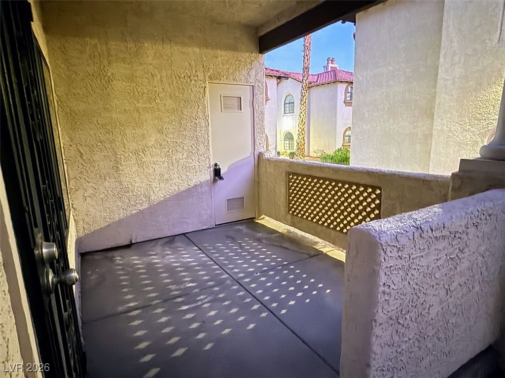 1403 SANTA MARGARITA Street D