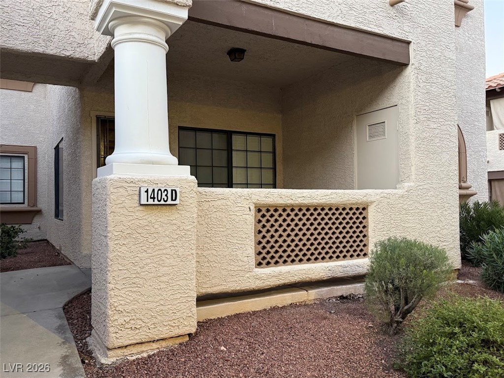 1403 SANTA MARGARITA Street D