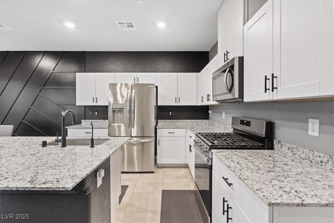 10967 Cambridge Lakes Avenue Las Vegas NV 89166