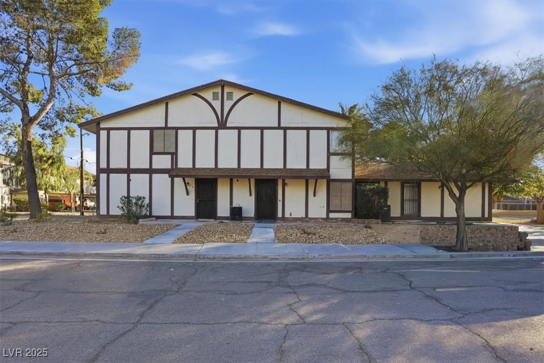 Las Vegas, Nevada 89119, United States, 2 Bedrooms Bedrooms, ,1 BathroomBathrooms,Residential,Active,255045