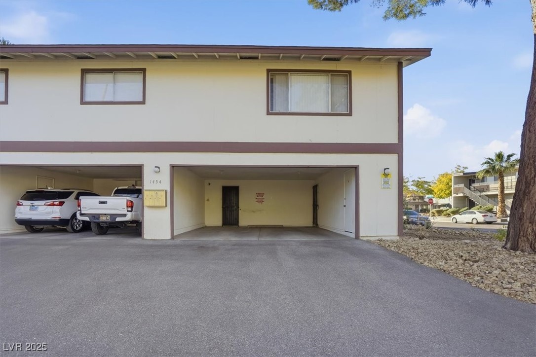 Las Vegas, Nevada 89119, United States, 2 Bedrooms Bedrooms, ,1 BathroomBathrooms,Residential,Active,255045