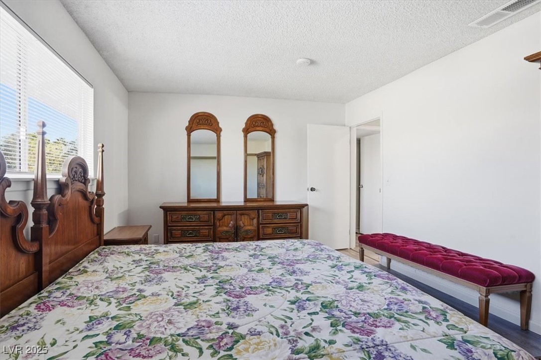 Las Vegas, Nevada 89119, United States, 2 Bedrooms Bedrooms, ,1 BathroomBathrooms,Residential,Active,255045