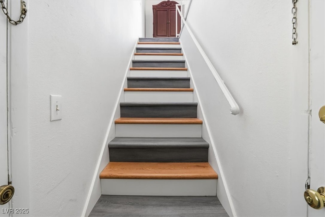 Las Vegas, Nevada 89119, United States, 2 Bedrooms Bedrooms, ,1 BathroomBathrooms,Residential,Active,255045