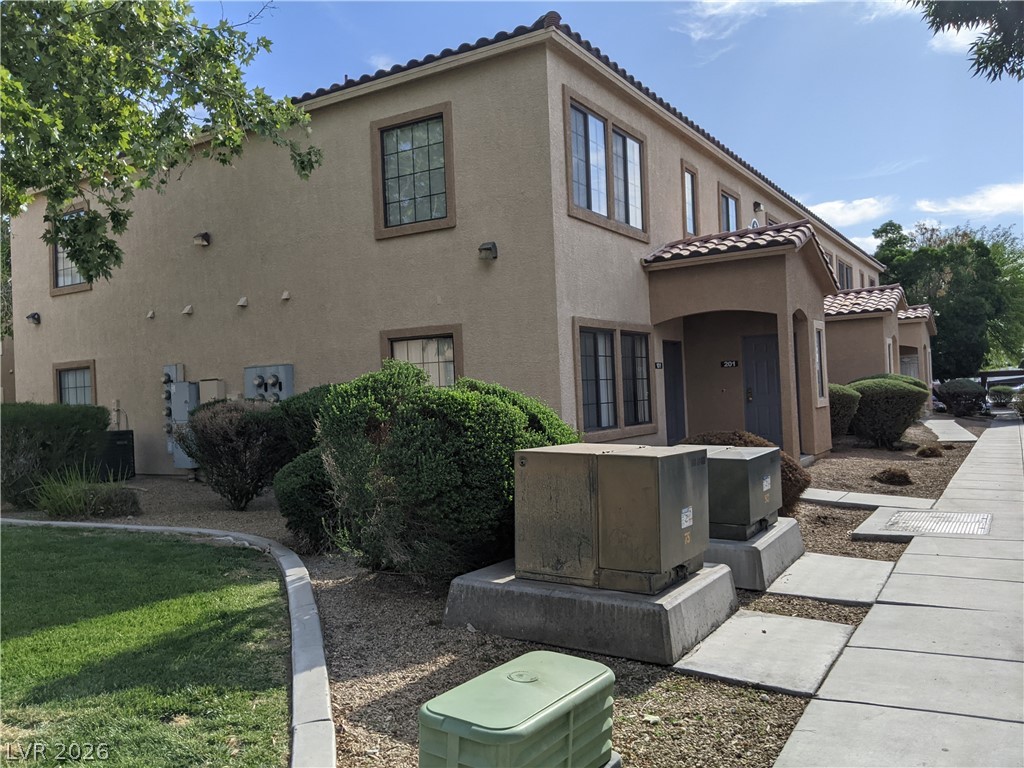 2010 Rancho Lake Drive 205
