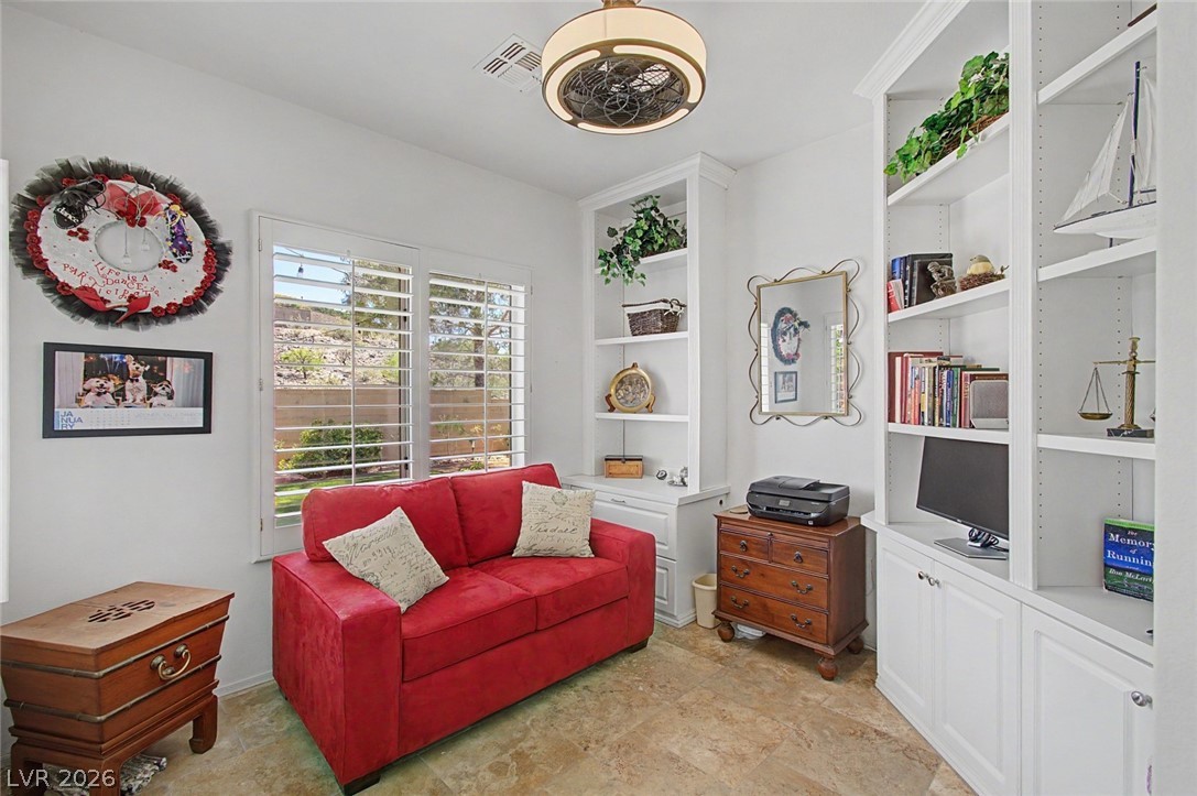 1686 Black Fox Canyon Road