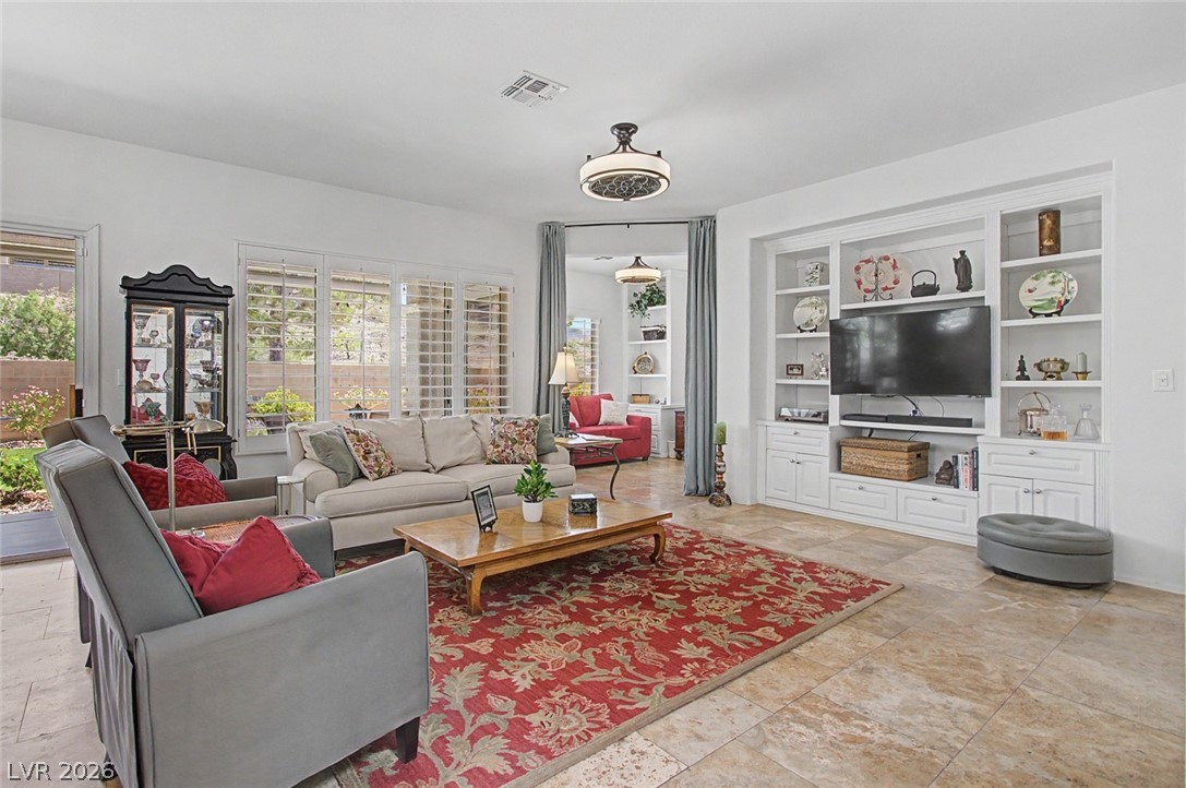 1686 Black Fox Canyon Road