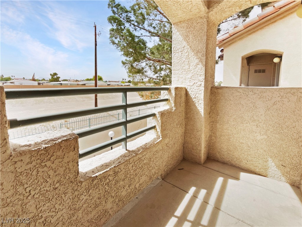 5415 W Harmon Avenue #2048, Las Vegas, Nevada image 9