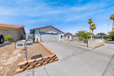 Photo of 3107 Trueno Road, Henderson, NV 89014 (MLS # 2818639)