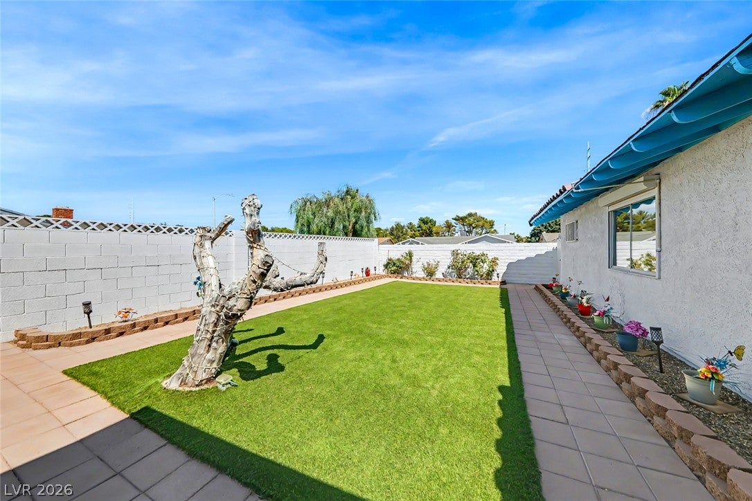 3107 Trueno Road