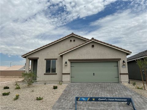 Homes For Sale - 4524 Cave Lake Avenue<br/> North Las Vegas, NV 89032