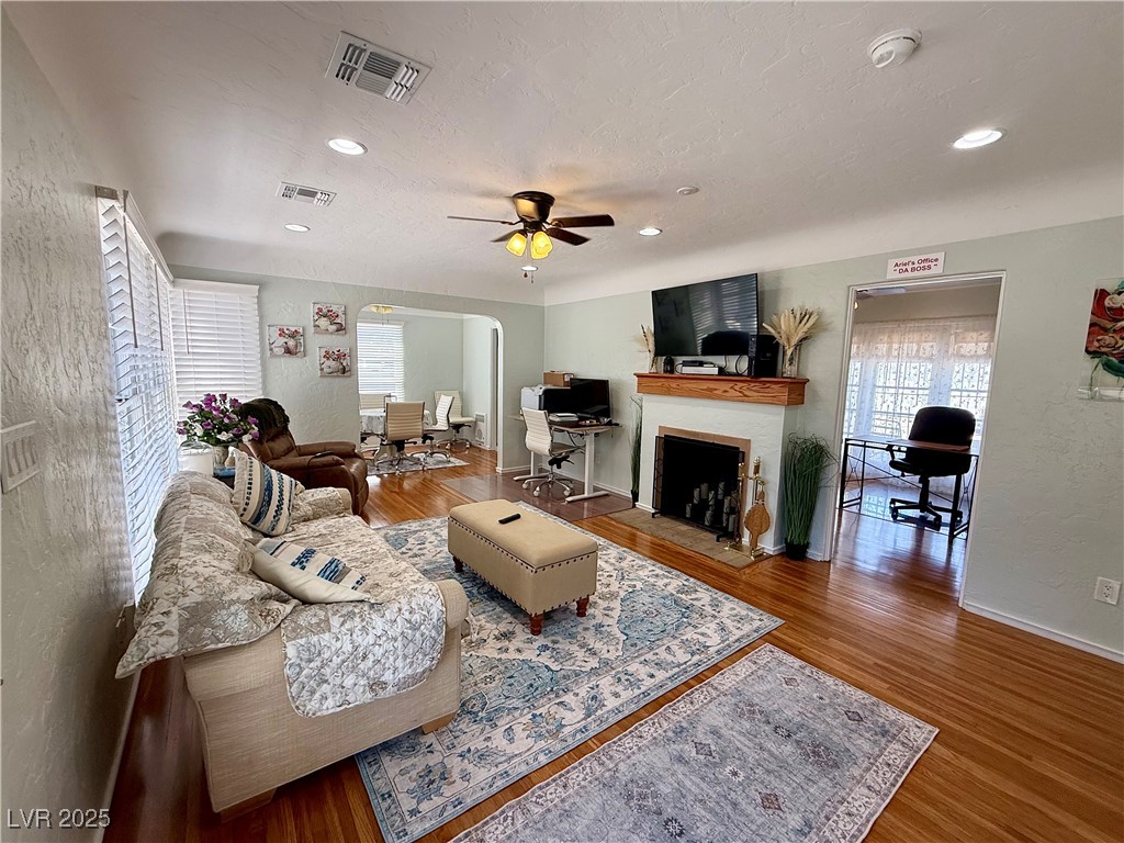 630 S 9th Street