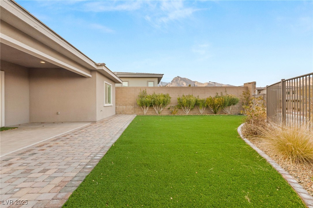 Las Vegas, Nevada 89138, United States, 4 Bedrooms Bedrooms, ,3 BathroomsBathrooms,Residential,Active,114372