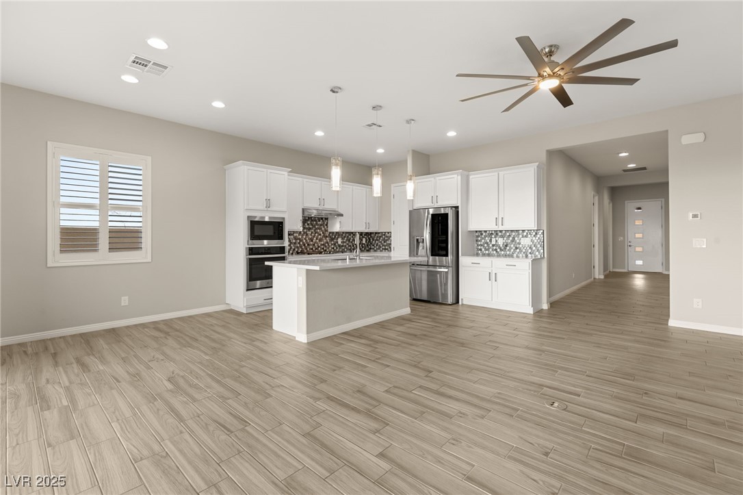 Las Vegas, Nevada 89138, United States, 4 Bedrooms Bedrooms, ,3 BathroomsBathrooms,Residential,Active,114372