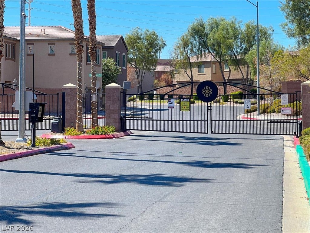 732 RUSTIC DESERT Place