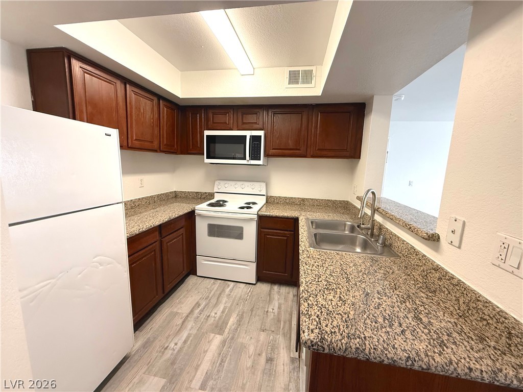 6800 E LAKE MEAD Boulevard 2039