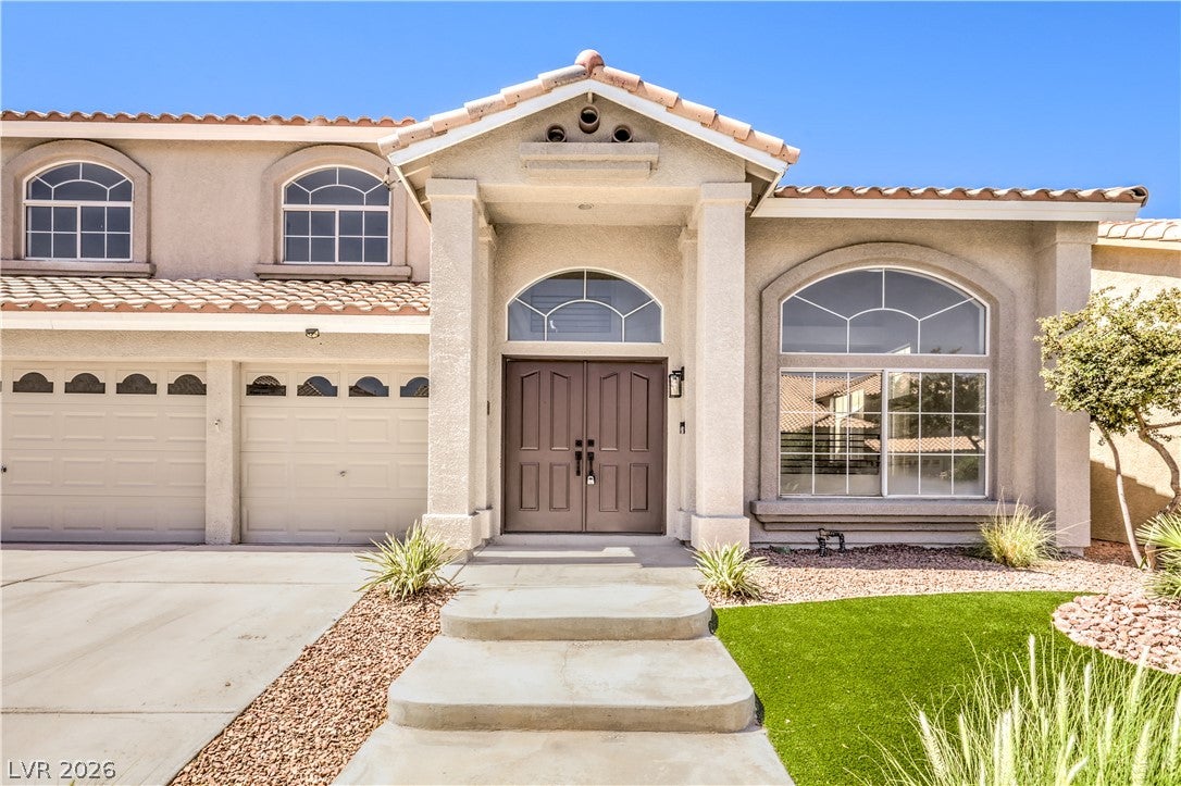11 Old Lake Circle