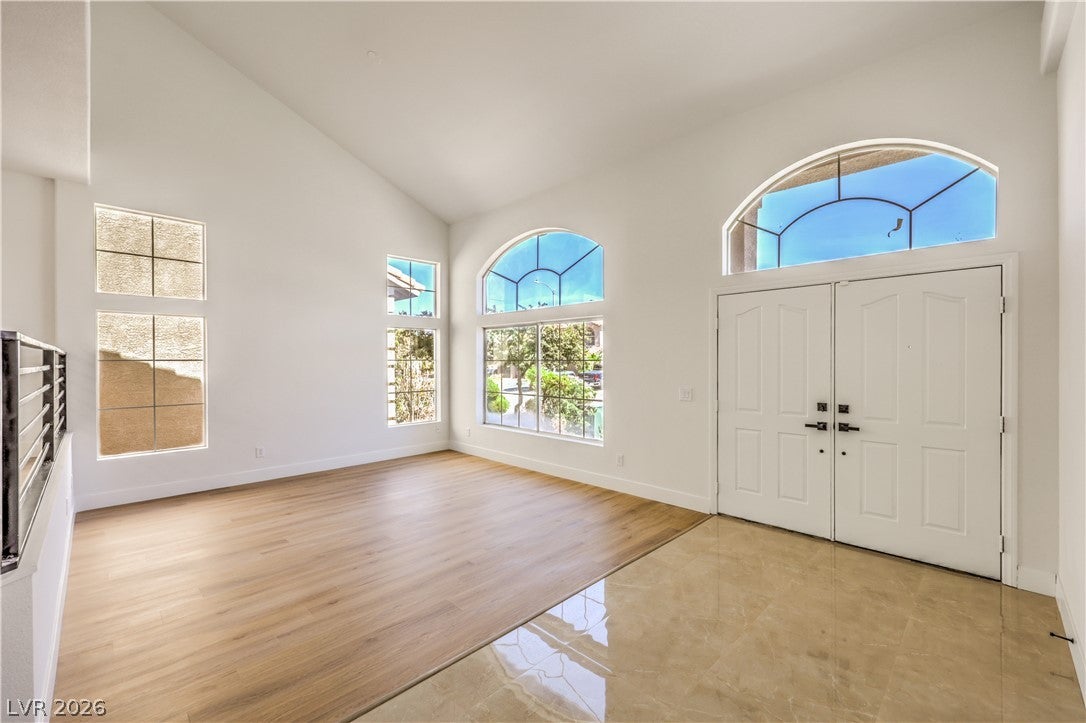 11 Old Lake Circle