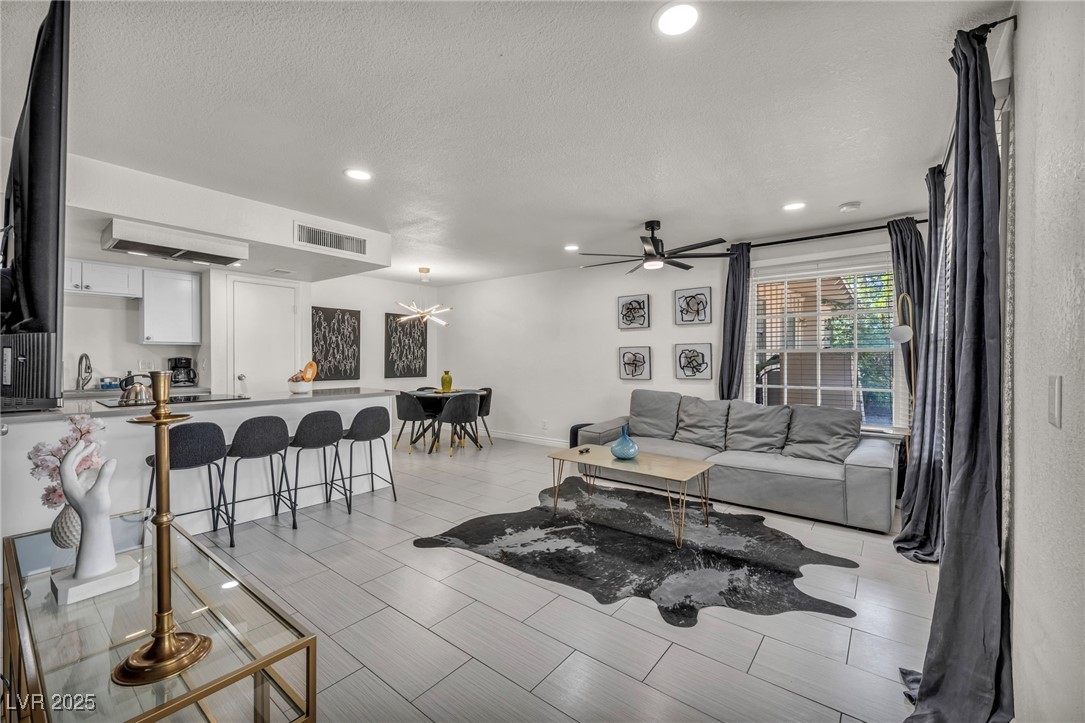 1334 Dorothy Avenue 3