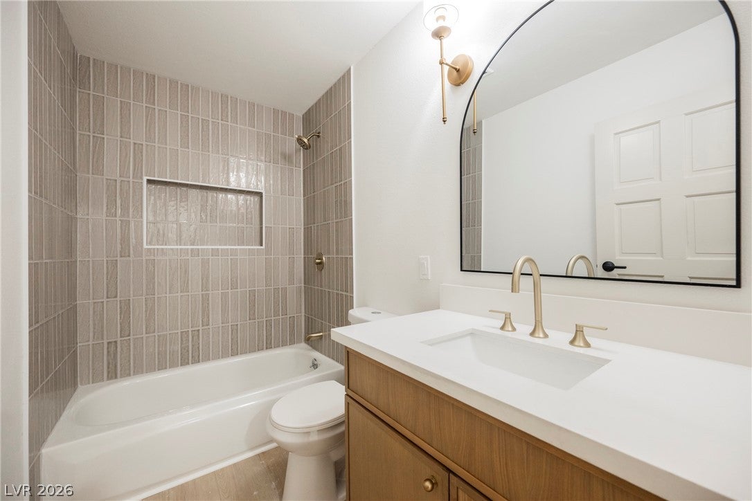 Properties 2 3424 Calle De Corrida