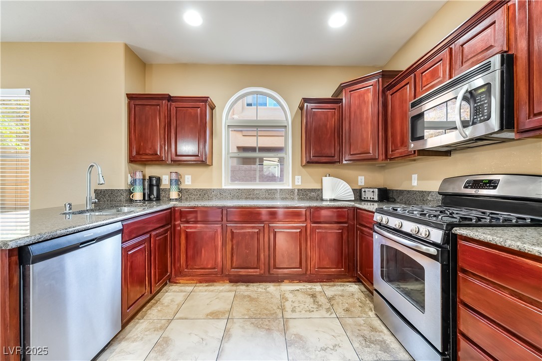 9115 Hermosa Valley Street