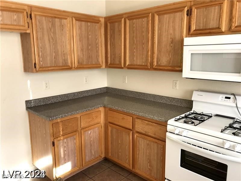 5213 Castle Butte Court, North Las Vegas, Nevada image 27