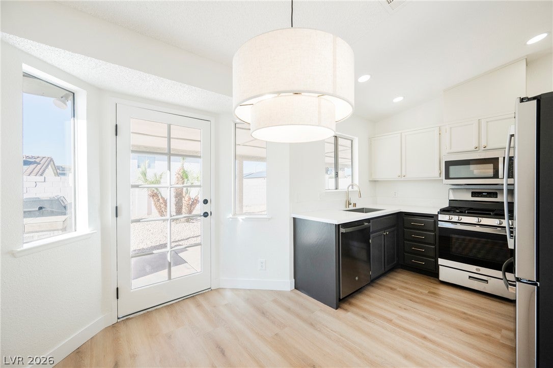 601 Carleton Drive