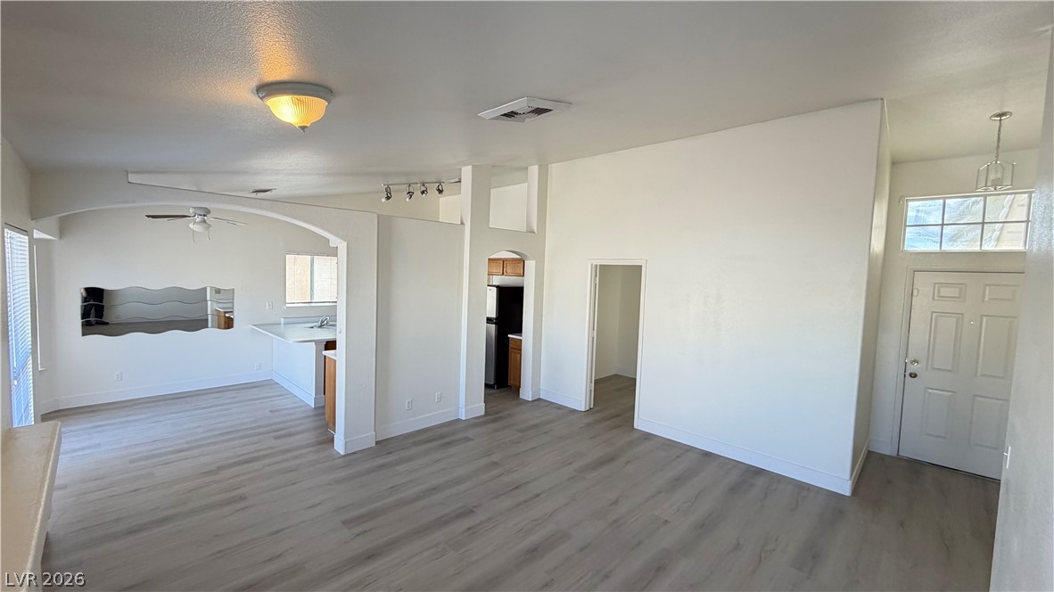 4254 VALLEY REGENTS Drive