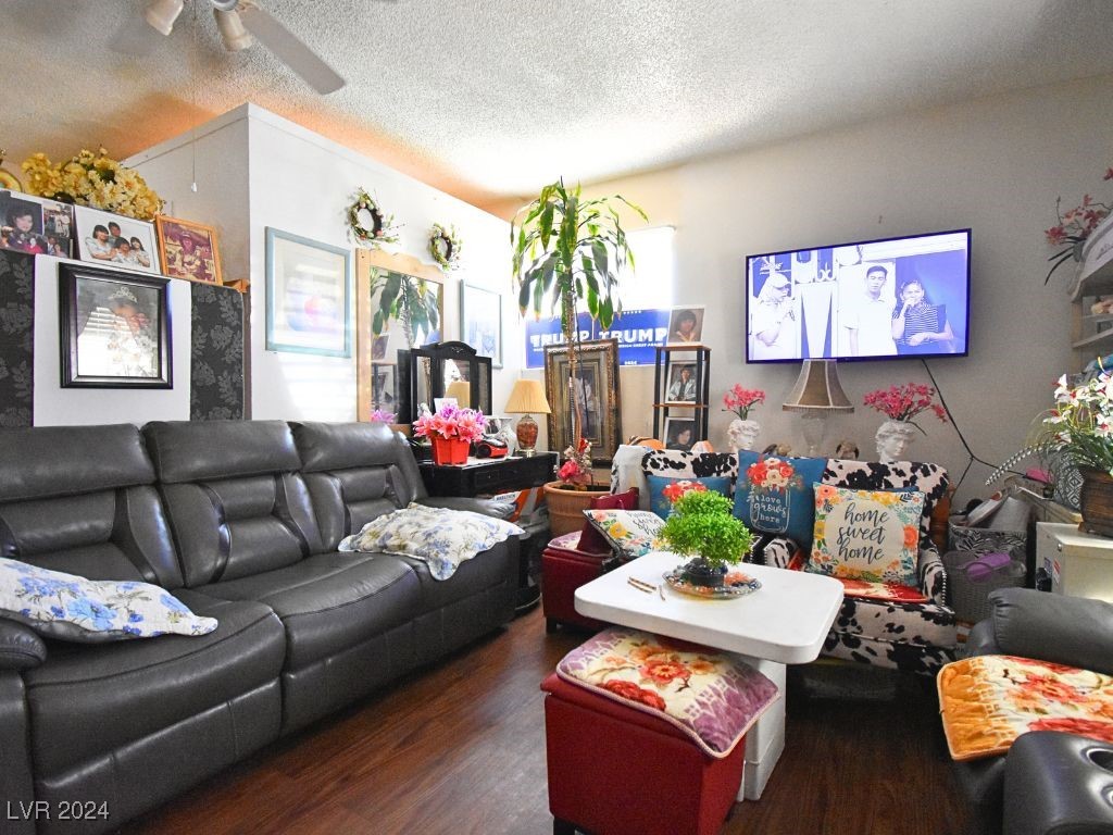 3980 Placita Avenue, Las Vegas, Nevada image 9