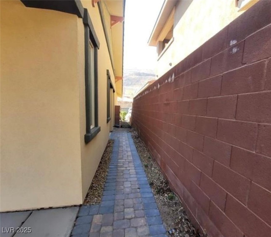 5564 Bethany Bend Drive