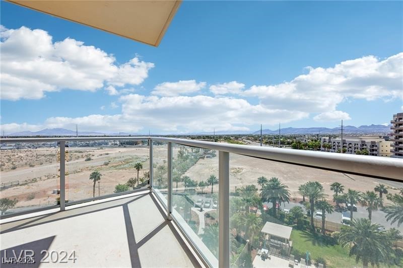 8255 Las Vegas Boulevard 713