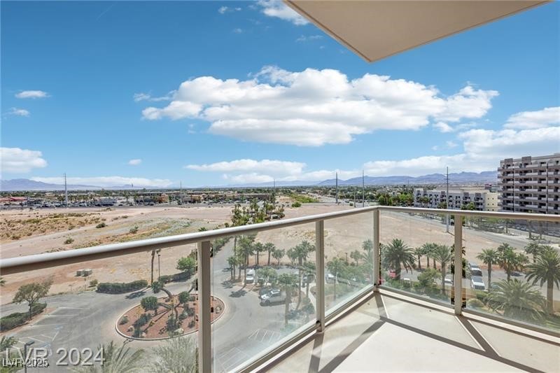 8255 Las Vegas Boulevard 713