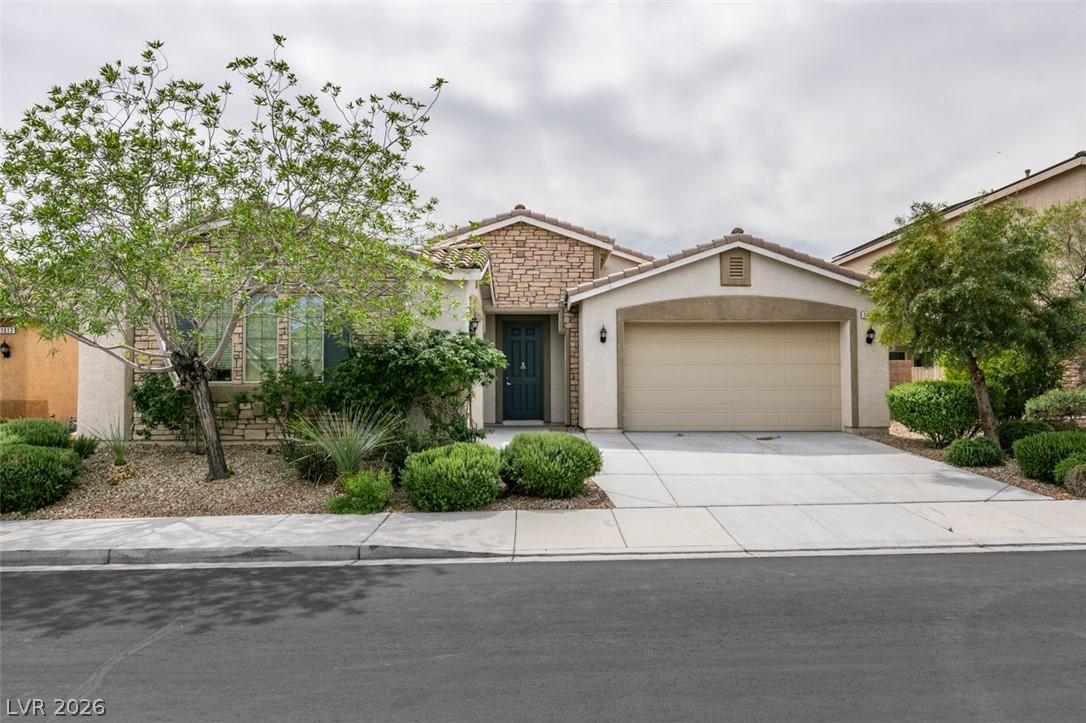 1617 Meadow Bluffs Avenue