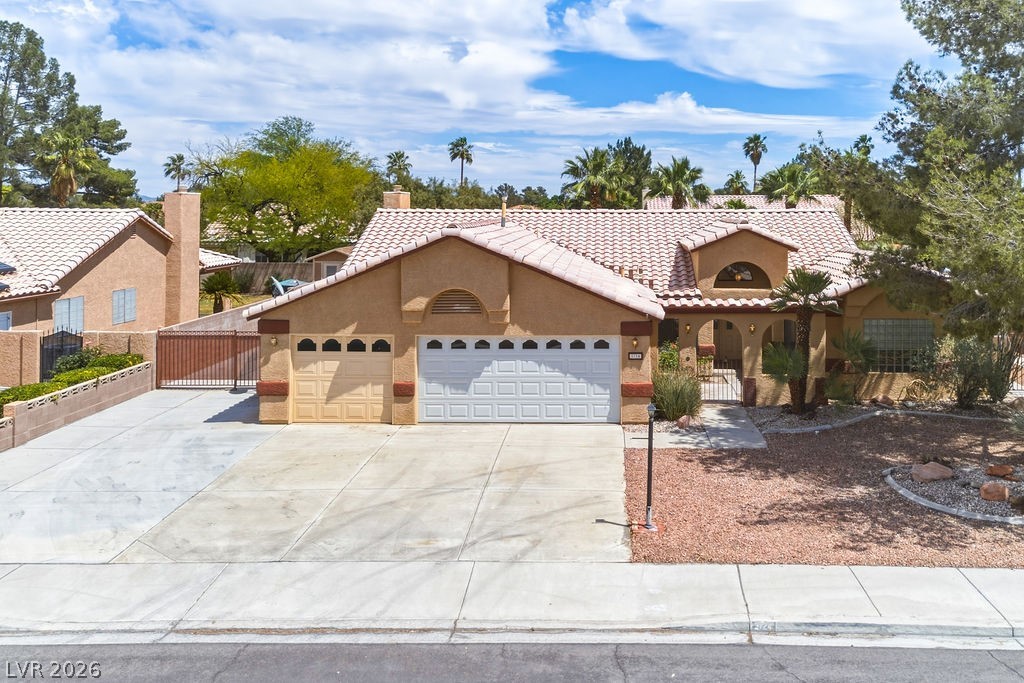 3724 Fox Glen Parkway
