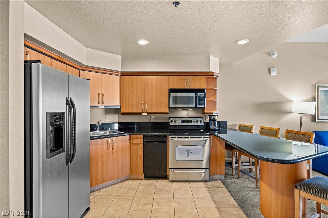 211 E Flamingo Road 1714