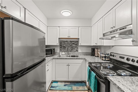 Multifamily For Rent - 615 S 10th Street #C<br/> Clark County, Las Vegas, NV 89101