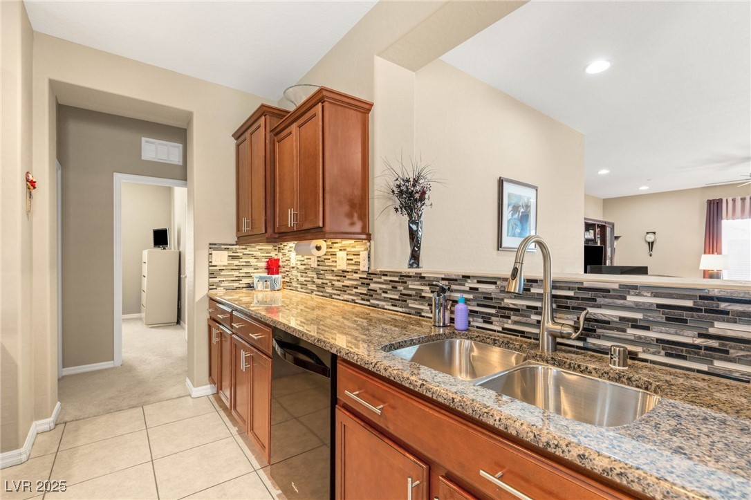 Henderson, Nevada 89044, United States, 3 Bedrooms Bedrooms, ,2 BathroomsBathrooms,Residential,Active,224685