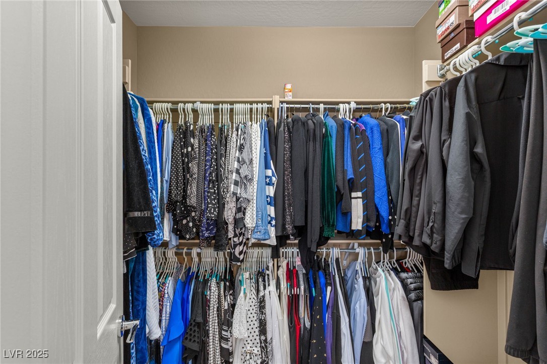 Henderson, Nevada 89044, United States, 3 Bedrooms Bedrooms, ,2 BathroomsBathrooms,Residential,Active,224685