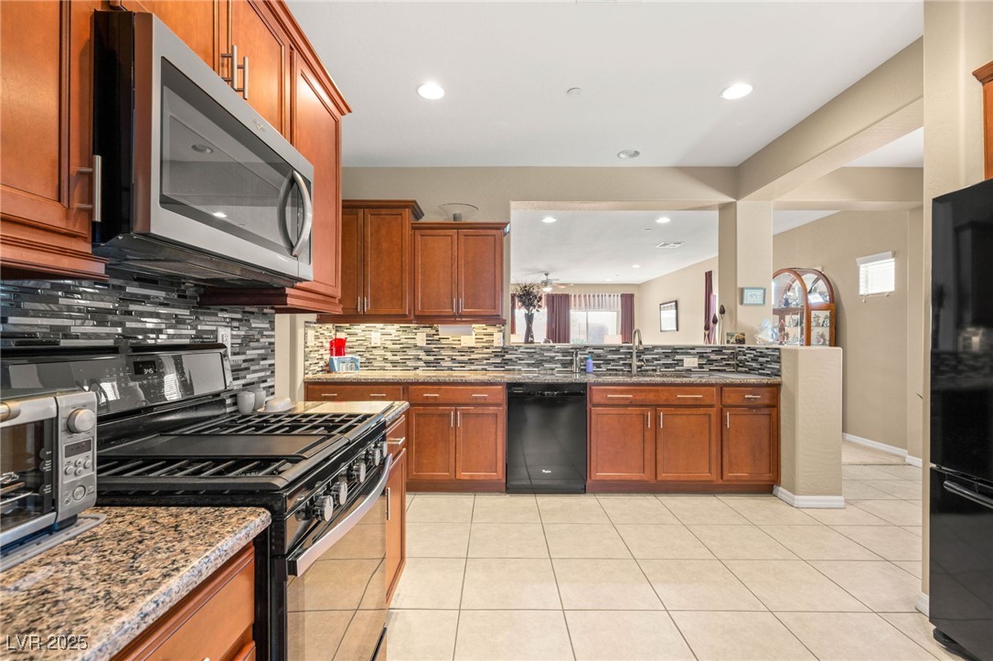 Henderson, Nevada 89044, United States, 3 Bedrooms Bedrooms, ,2 BathroomsBathrooms,Residential,Active,224685