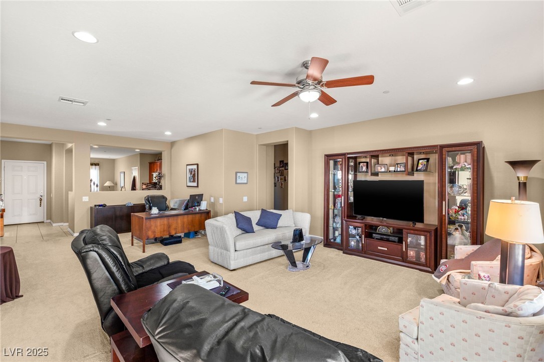 Henderson, Nevada 89044, United States, 3 Bedrooms Bedrooms, ,2 BathroomsBathrooms,Residential,Active,224685