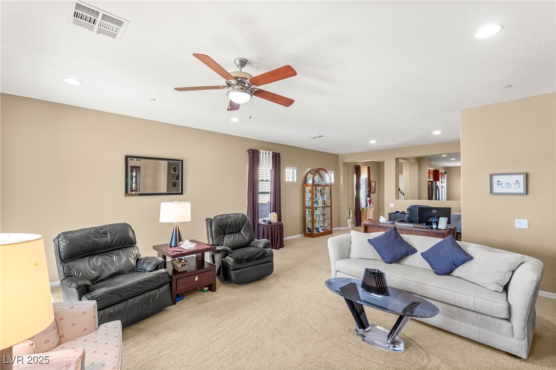 Henderson, Nevada 89044, United States, 3 Bedrooms Bedrooms, ,2 BathroomsBathrooms,Residential,Active,224685