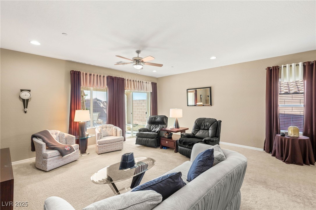 Henderson, Nevada 89044, United States, 3 Bedrooms Bedrooms, ,2 BathroomsBathrooms,Residential,Active,224685