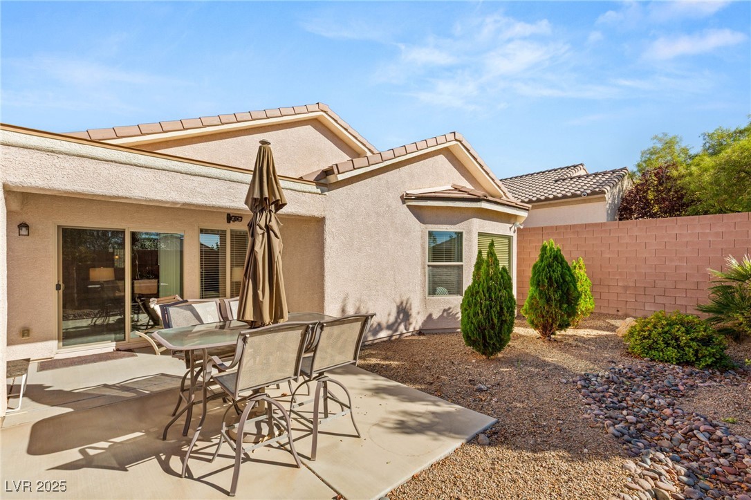 Henderson, Nevada 89044, United States, 3 Bedrooms Bedrooms, ,2 BathroomsBathrooms,Residential,Active,224685