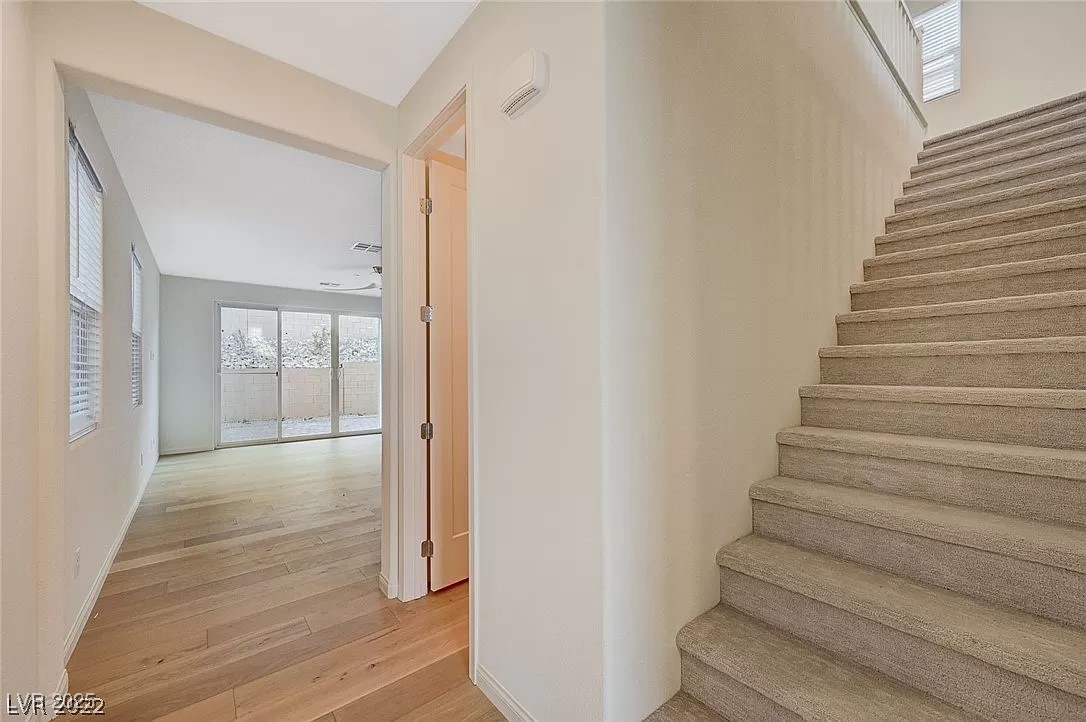 31 Castleton Tower Court