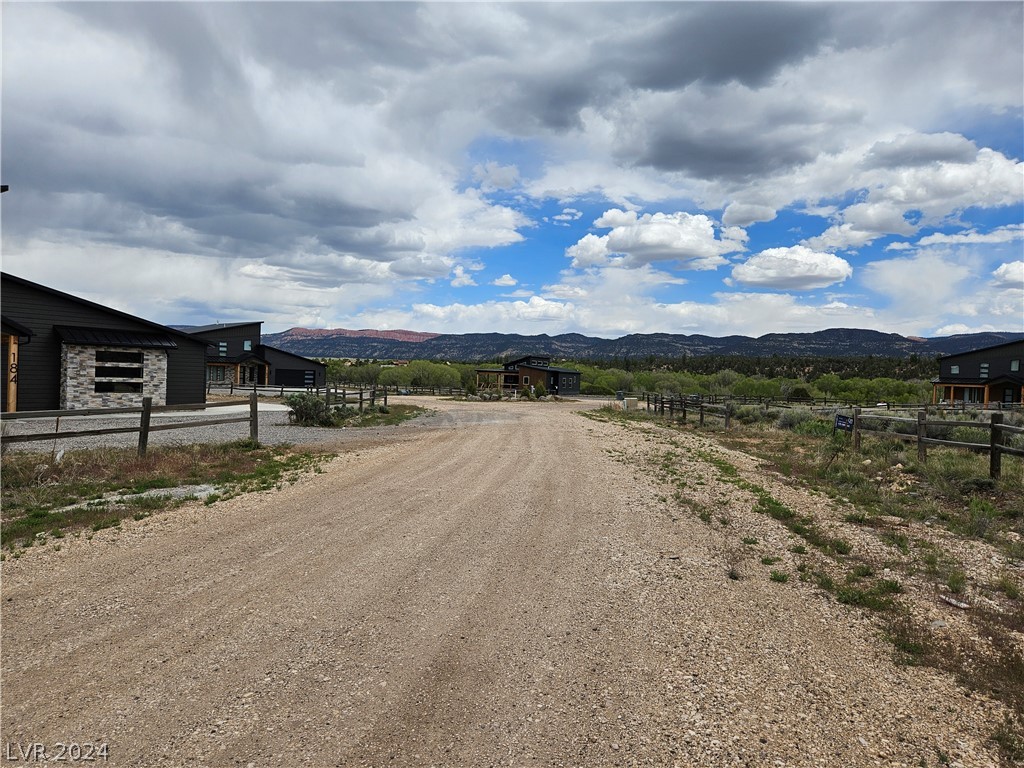 187 W Bryce Gate Circle, Hatch, Utah image 4