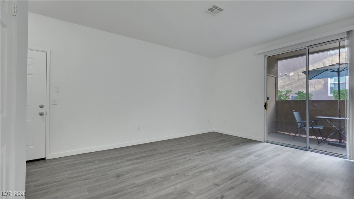 231 W Horizon Ridge Parkway 814