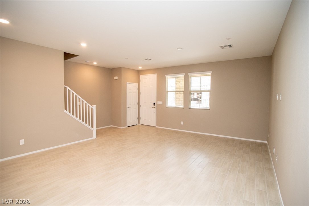 9 Alamere Falls Drive