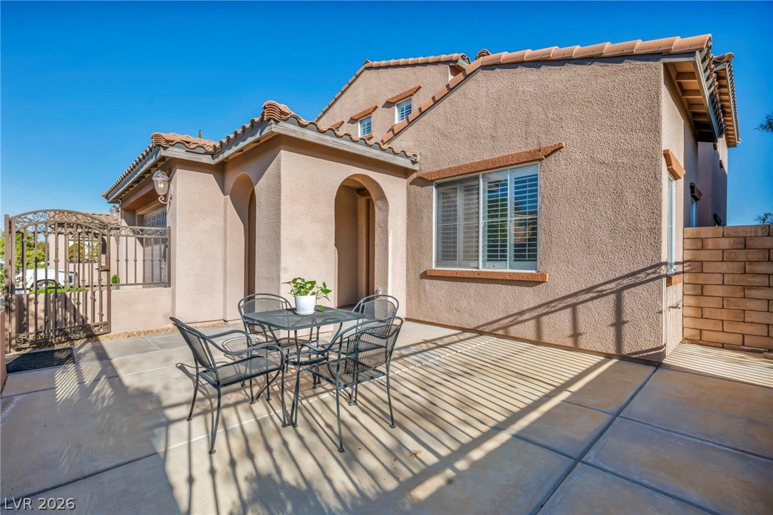 12133 Las Hurdes Avenue